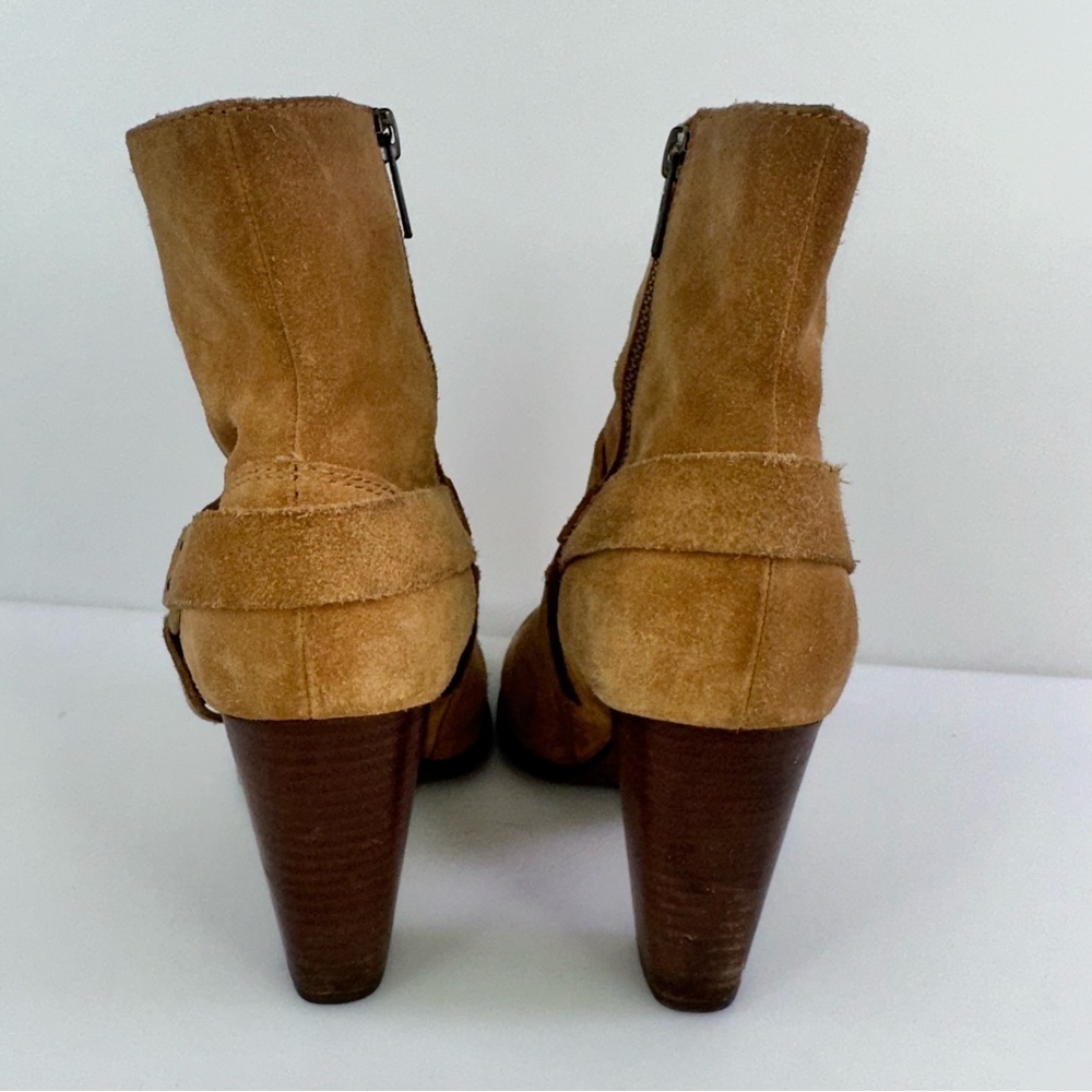 Frye Women's Brown Side Zip Block Heel Sand Suede Ankle Booties - Size 8M - Picture 5 of 8